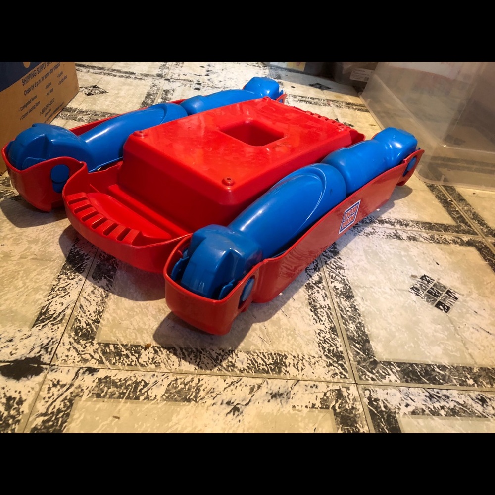LEGO table - Picture 3 of 4